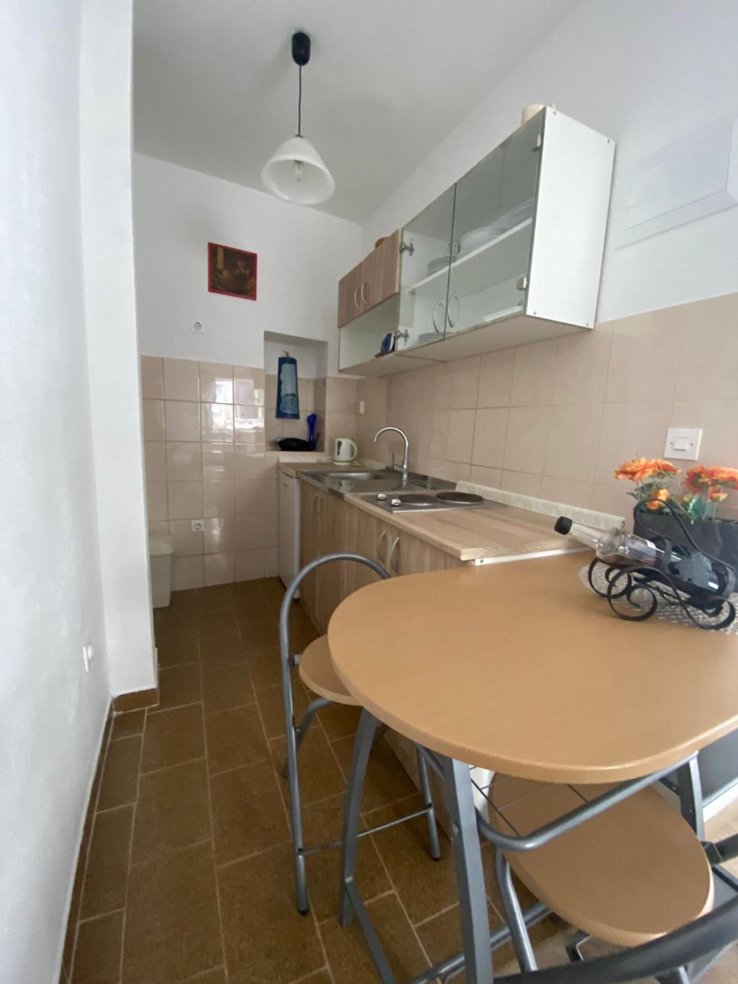 Mate Apartments Kaštela Cameră foto